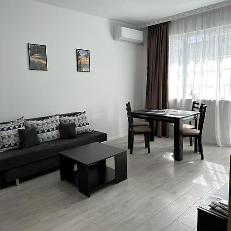 Апартамент Рентал 1 Apartment Varna Exterior photo